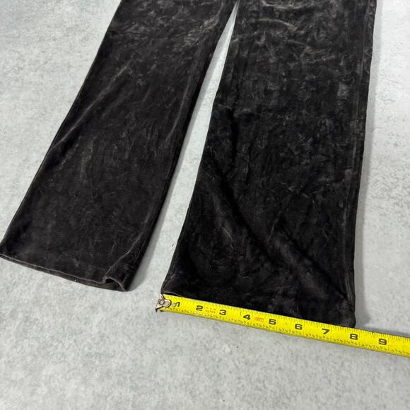 Puma x Ferrari Velour Track Pants Black Logo Sweatpants - Size: XS - Picture 3 of 8